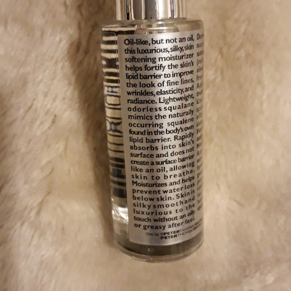 Peter Thomas Roth 100% Squalene Oil-Less Oil - Picture 5 of 7